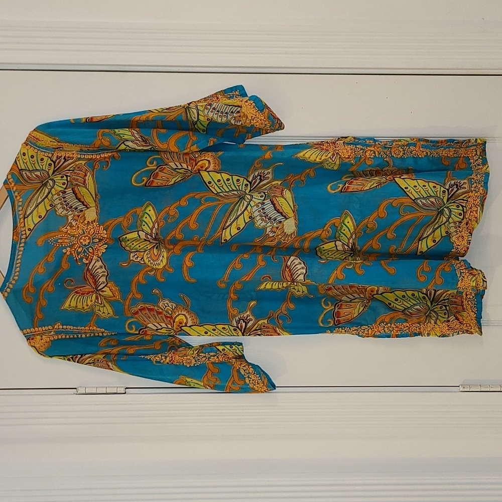 Top/Tunic - Picture 3 of 4